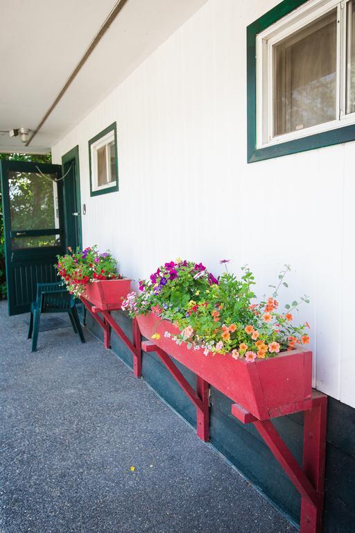 Lakeside Motel Williams Lake Dış mekan fotoğraf